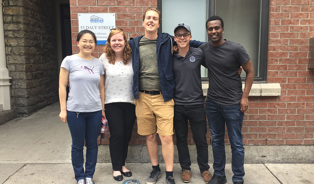 Lending a Helping Hand at the Ottawa Mission